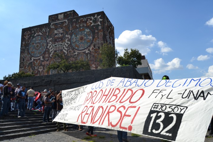 Marcha funebre democracia 105 (Small).JPG